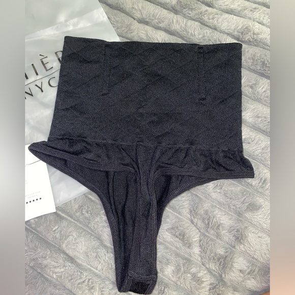 Lumière thong shapewear - Picture 2 of 3